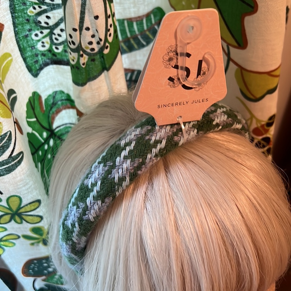 Headband - Picture 2 of 3